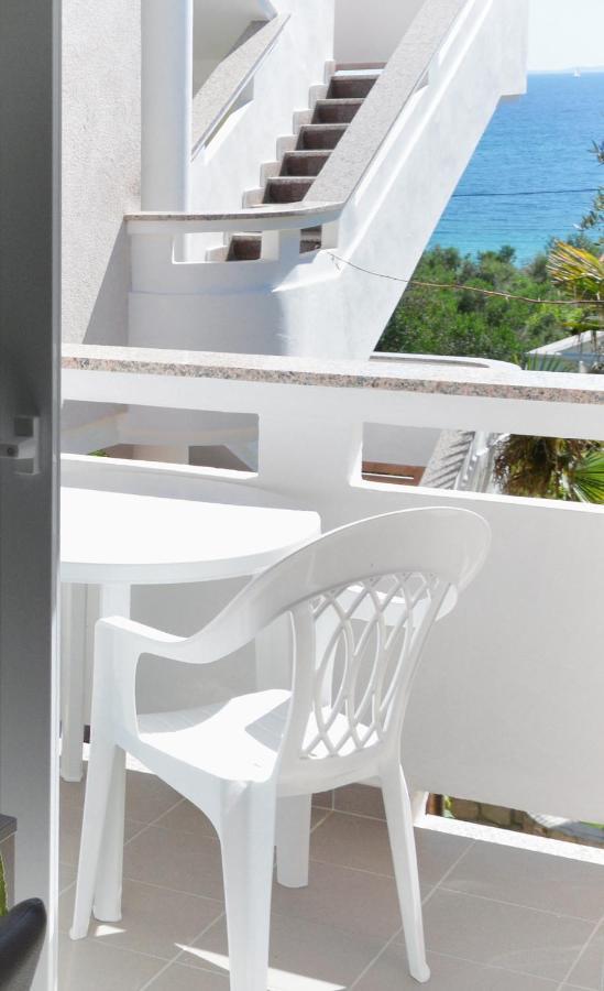 Apartments And Rooms By The Sea Jakisnica, Pag - 4160 Lun  Buitenkant foto