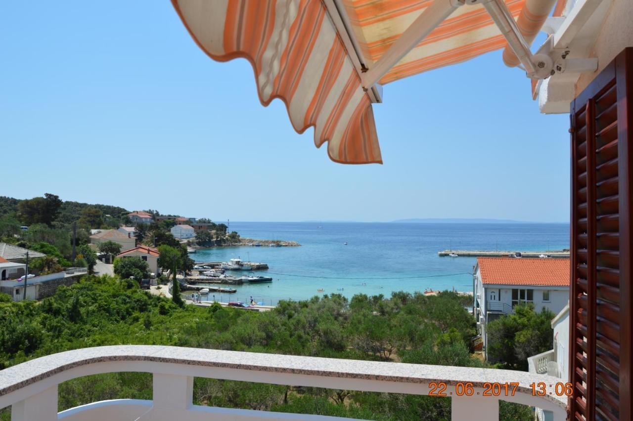 Apartments And Rooms By The Sea Jakisnica, Pag - 4160 Lun  Buitenkant foto