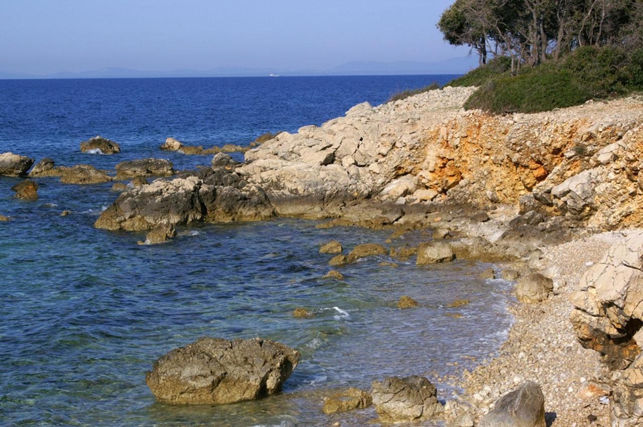 Apartments And Rooms By The Sea Jakisnica, Pag - 4160 Lun  Buitenkant foto
